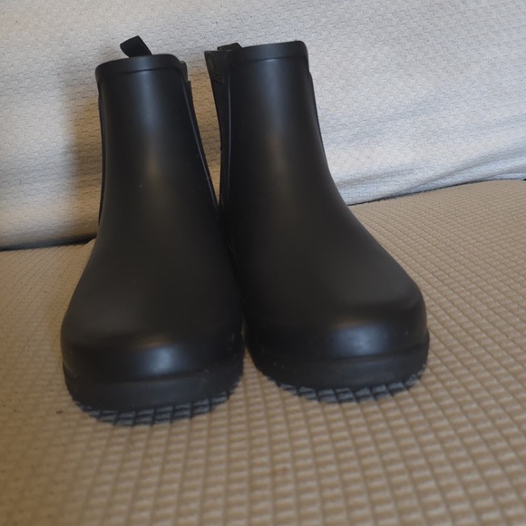 Hunter Black Footwear with Logo - Picture 1 of 14